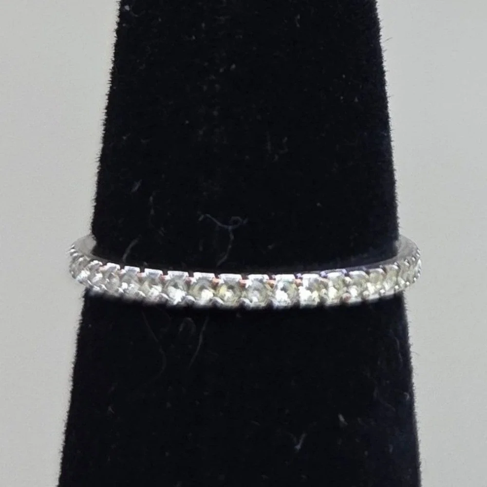 Silver Tone Cubic Zirconia Eternity Band Stackable Ring Size‎ 7